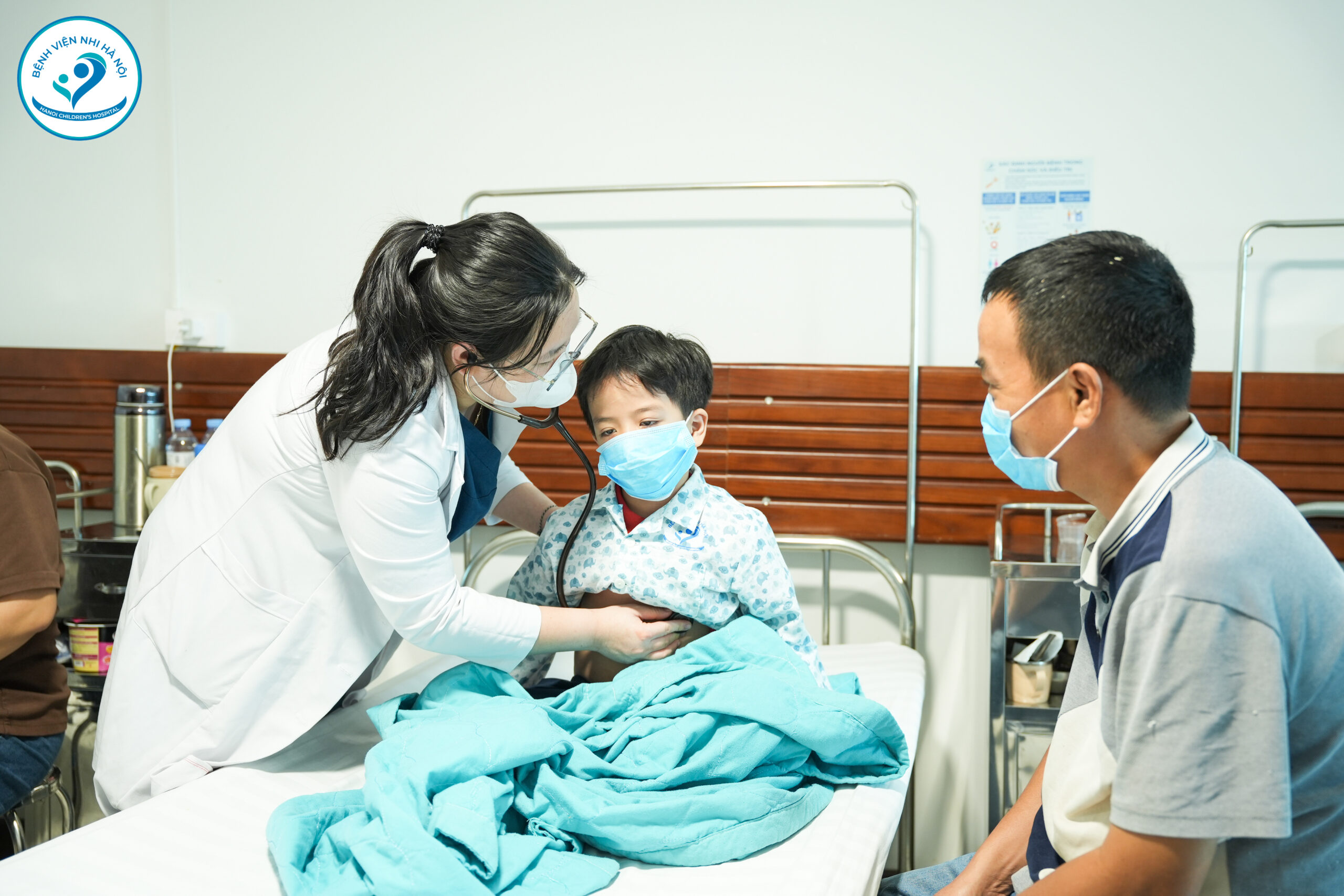 CẢNH BÁO CÚM A Ở TRẺ EM: HƠN 100 CA TEST NHANH DƯƠNG TÍNH MỖI NGÀY, GHI NHẬN NHIỀU TRƯỜNG HỢP VIÊM PHỔI